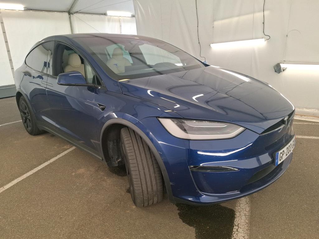 TESLA  2023