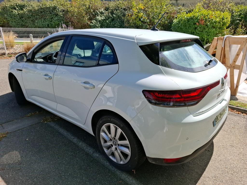 RENAULT MEGANE SOCIETE IV BLUE DCI 115 AIR NAV 2022