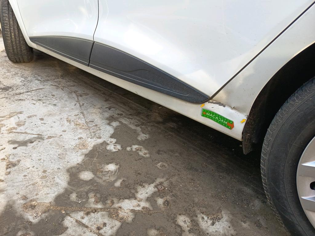 RENAULT CLIO SOCIETE DCI 75 ENERGY E6C AIR MEDIANAV 2018