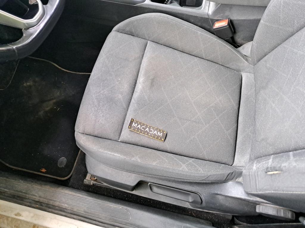 VOLKSWAGEN GOLF 2.0 TDI SCR 116 BVM6 Life Business 2022
