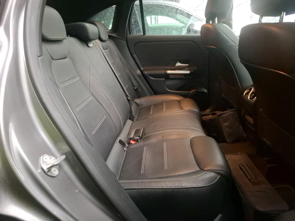 MERCEDES-BENZ GLA 250 e 8G-DCT AMG Line 2022