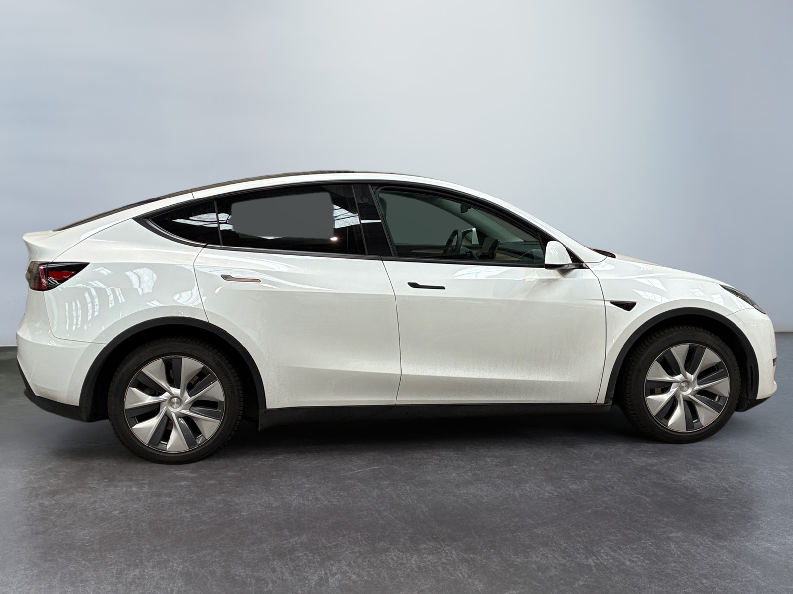 TESLA MODEL Y Long-Range Dual Motor AWD 2023