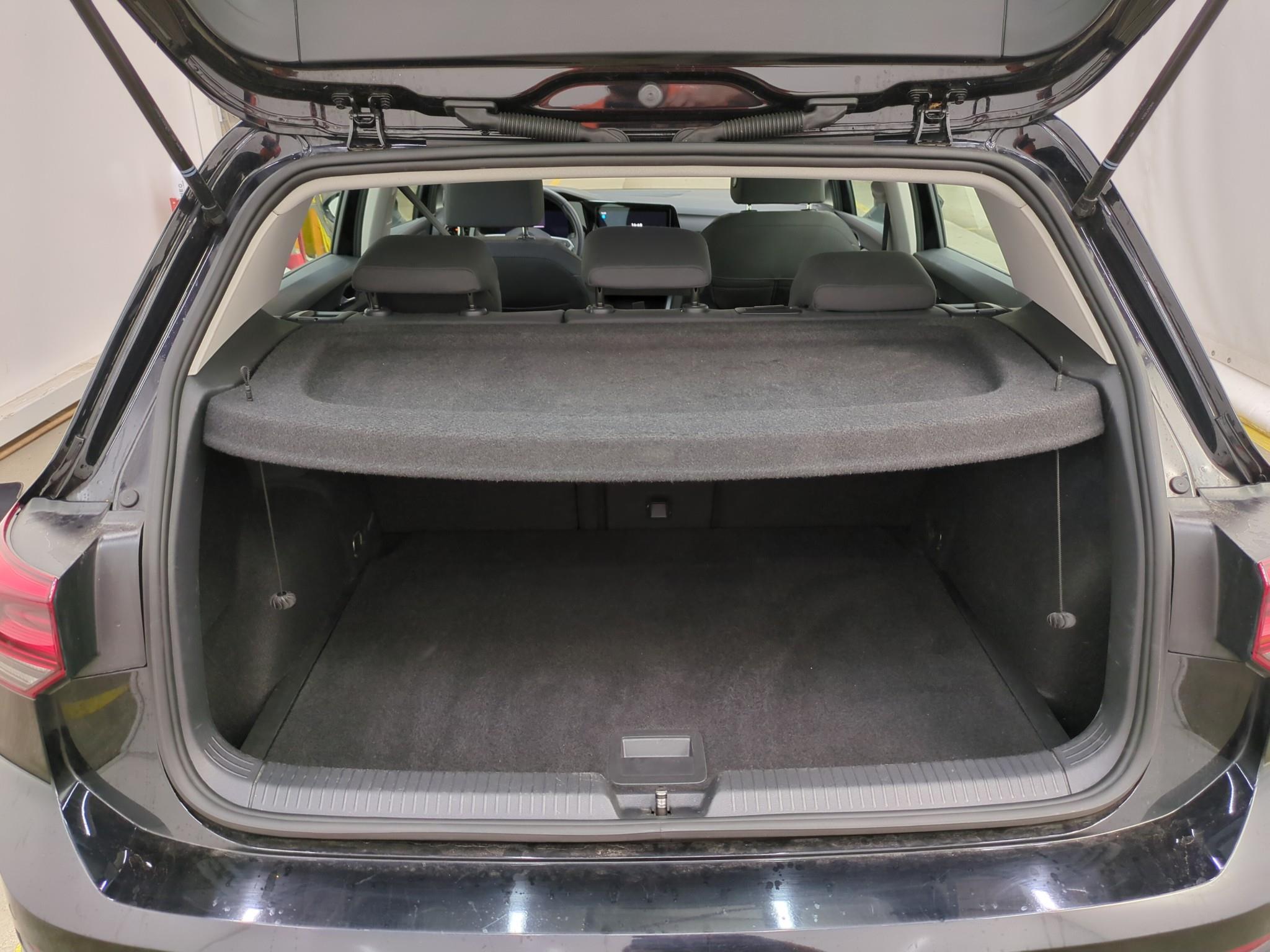 VOLKSWAGEN GOLF 1.0 eTSI OPF 110 DSG7 Life Plus 2023