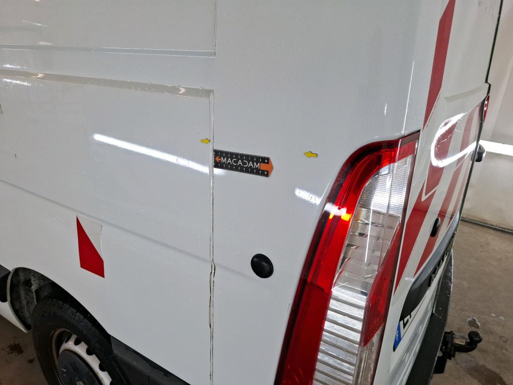 RENAULT MASTER FOURGON FGN L2H2 3.5t 2.3 dCi 130 E6 GRAND CONFORT 2017