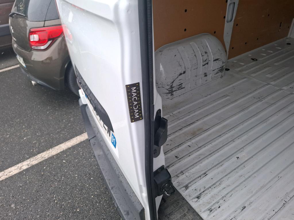 RENAULT MASTER FOURGON FGN TRAC F2800 L1H1 BLUE DCI 135 GRAND CONFORT 2022