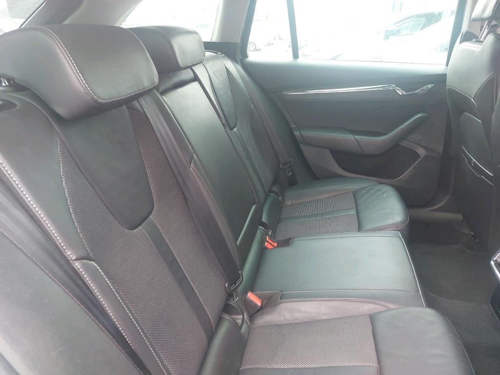 SKODA OCTAVIA COMBI 1.5 TSI mHEV e-TEC 150 ch ACT DSG7 Style 2021