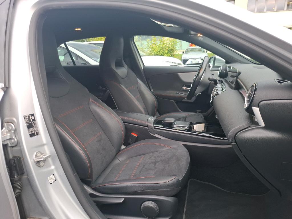 MERCEDES-BENZ CLASSE A 180 7G-DCT AMG Line 2022