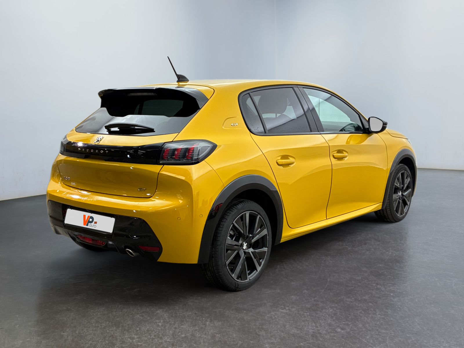 PEUGEOT 208 PureTech 100 S&S EAT8 GT 2023