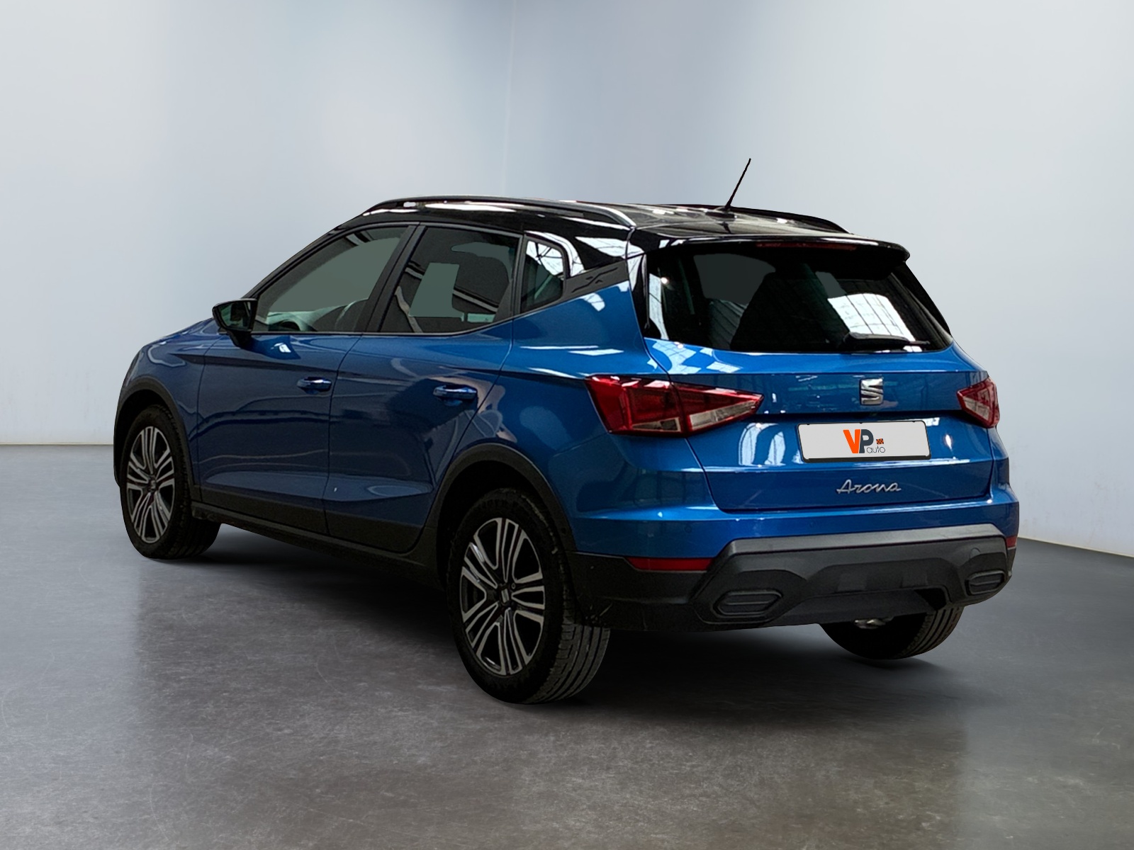SEAT Arona 1.0 TSI 95 ch Start/Stop BVM5 Urban 2021