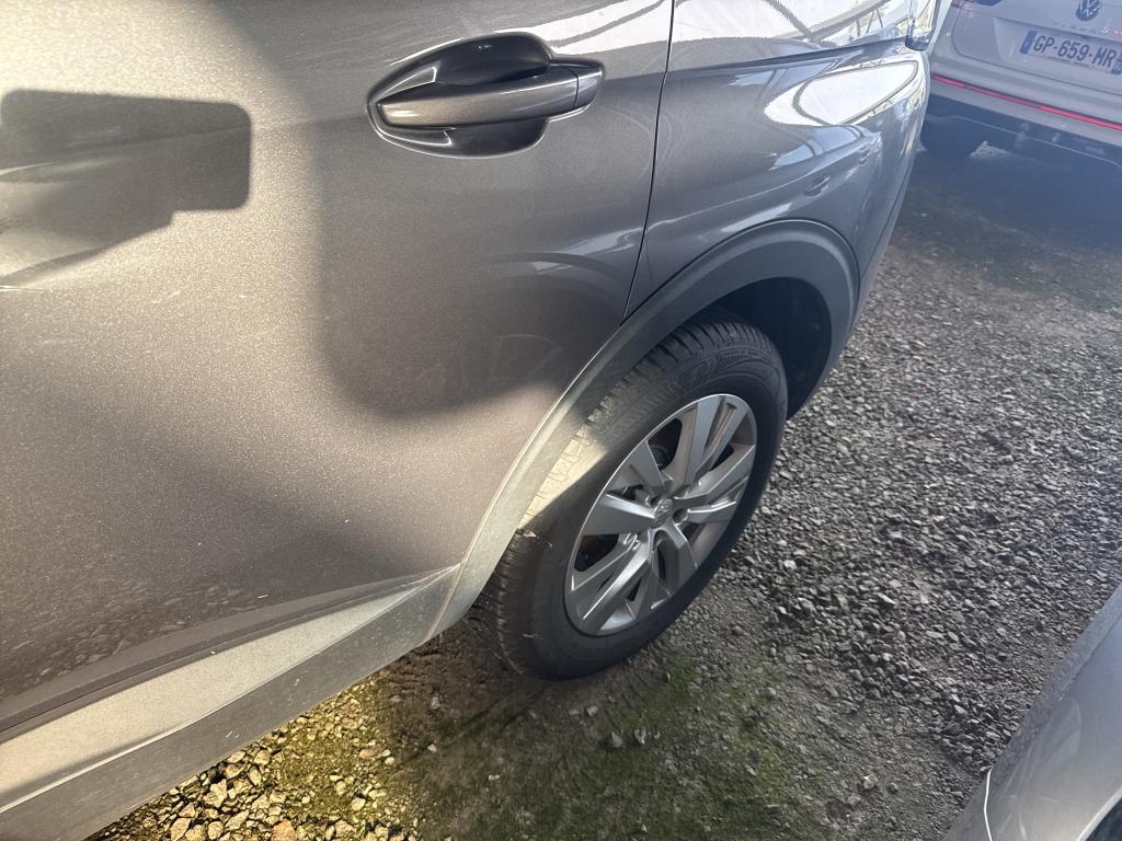 PEUGEOT 5008 PureTech 130ch S&S BVM6 Active Pack 2023