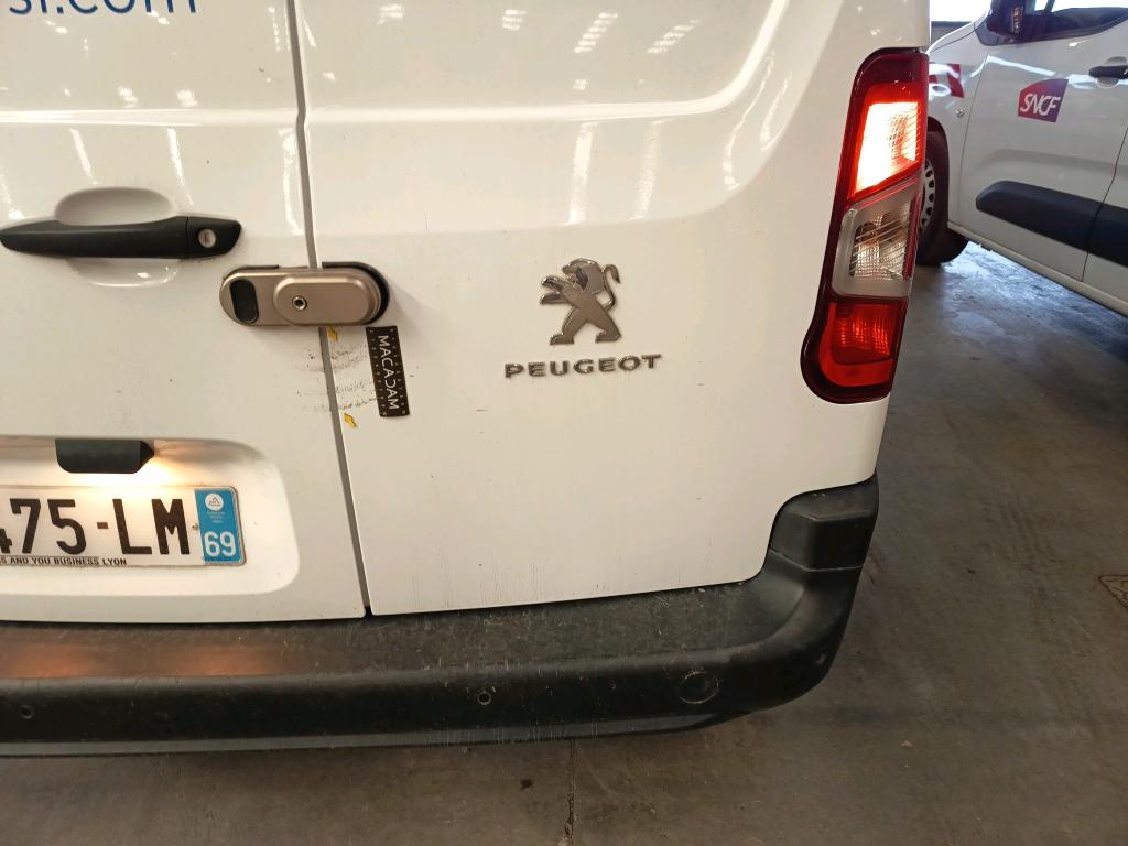 PEUGEOT PARTNER FOURGON STANDARD 650 KG BLUEHDI 100 S&S BVM6 ASPHALT 2022