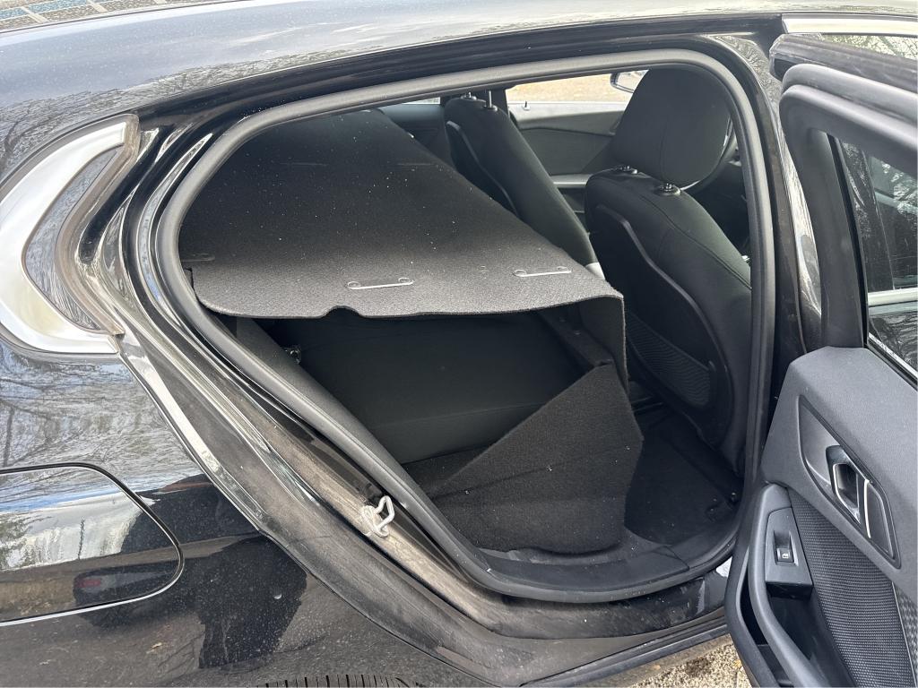 BMW SERIE 1 F40 116d 116 ch DKG7 Business Design 2021
