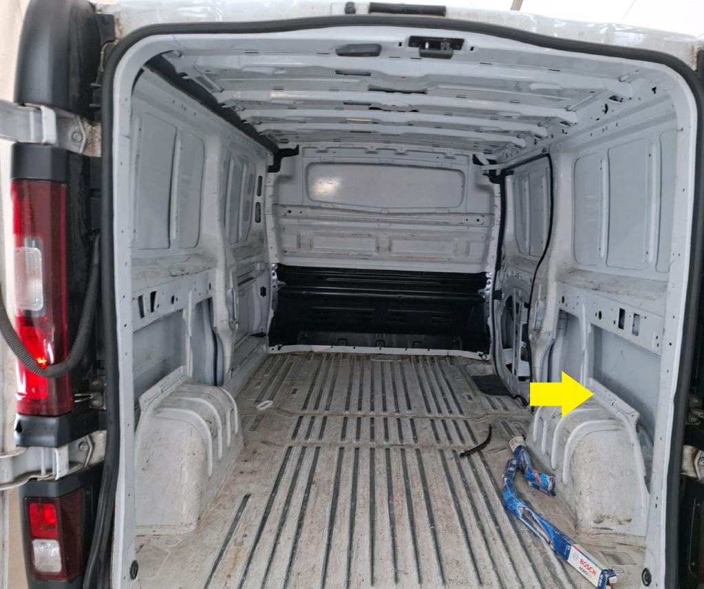 RENAULT TRAFIC FOURGON FGN L2H1 3000 KG BLUE DCI 130 CONFORT 2022