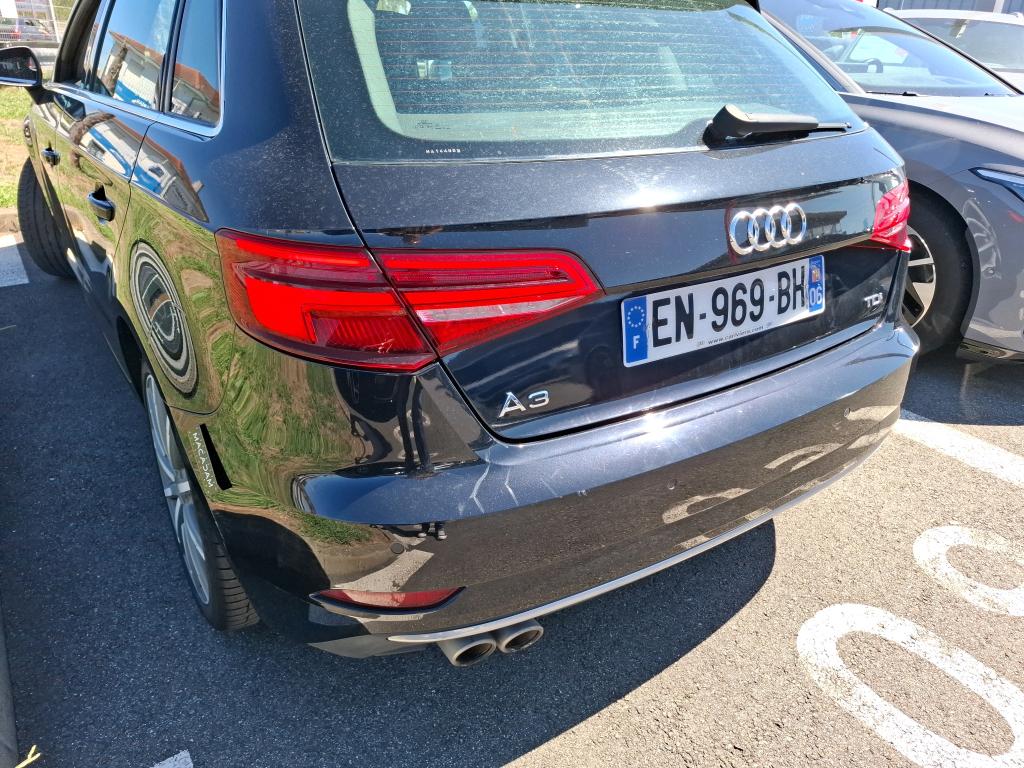 AUDI A3/S3 A3 SPORTBACK 2.0 TDI 150 Design Luxe 2017