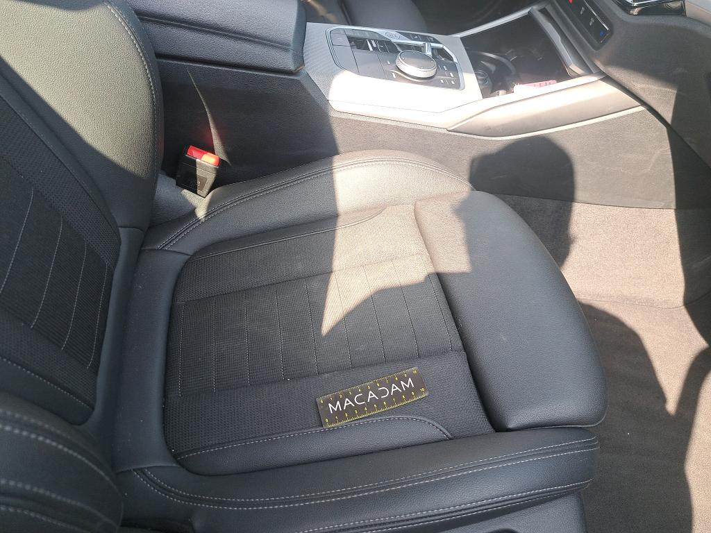 BMW SERIE 3 TOURING G21 LCI 318d 150 ch BVA8 Business Design 2023