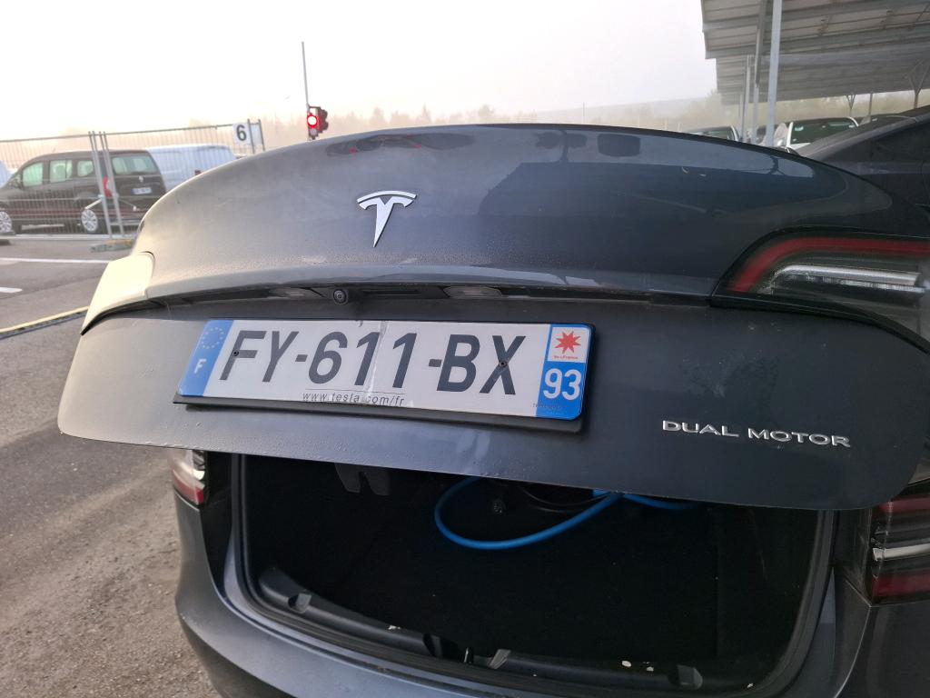 TESLA  2021