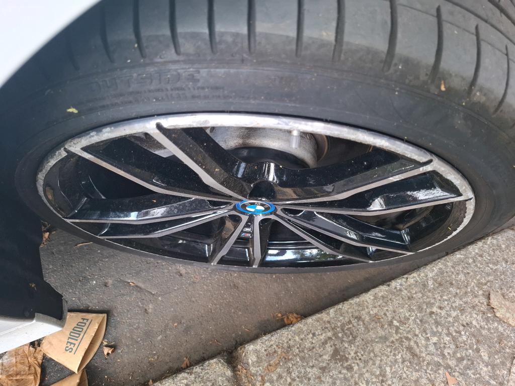 BMW SERIE 3 TOURING G21 LCI 330e xDrive 292 ch BVA8 M Sport 2023