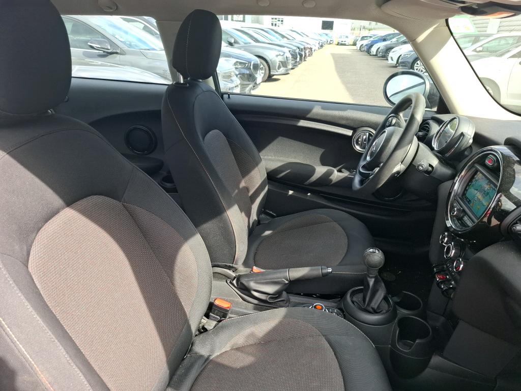 MINI Hatch 3 Portes One 102 ch 2019