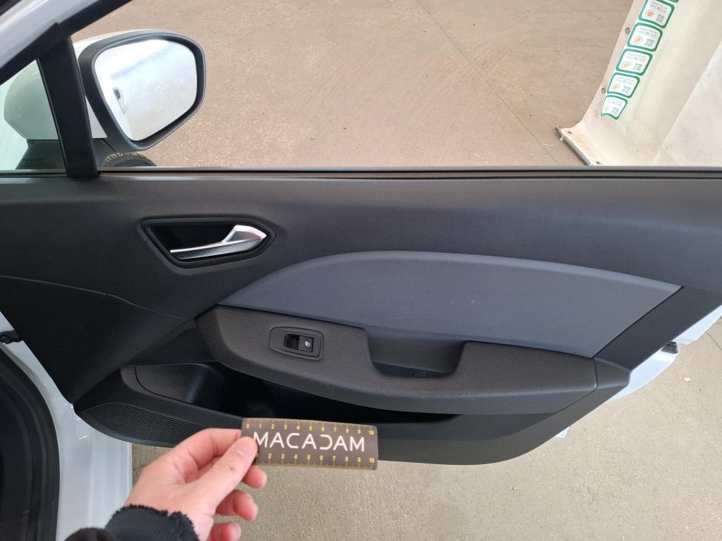 RENAULT CLIO SOCIETE BLUE DCI 85 AIR NAV 2020