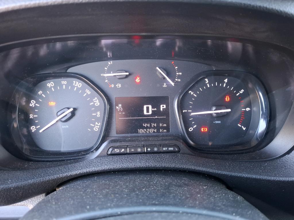 PEUGEOT EXPERT FOURGON FGN TOLE STANDARD BLUEHDI 145 S&S EAT8 PREMIUM 2023