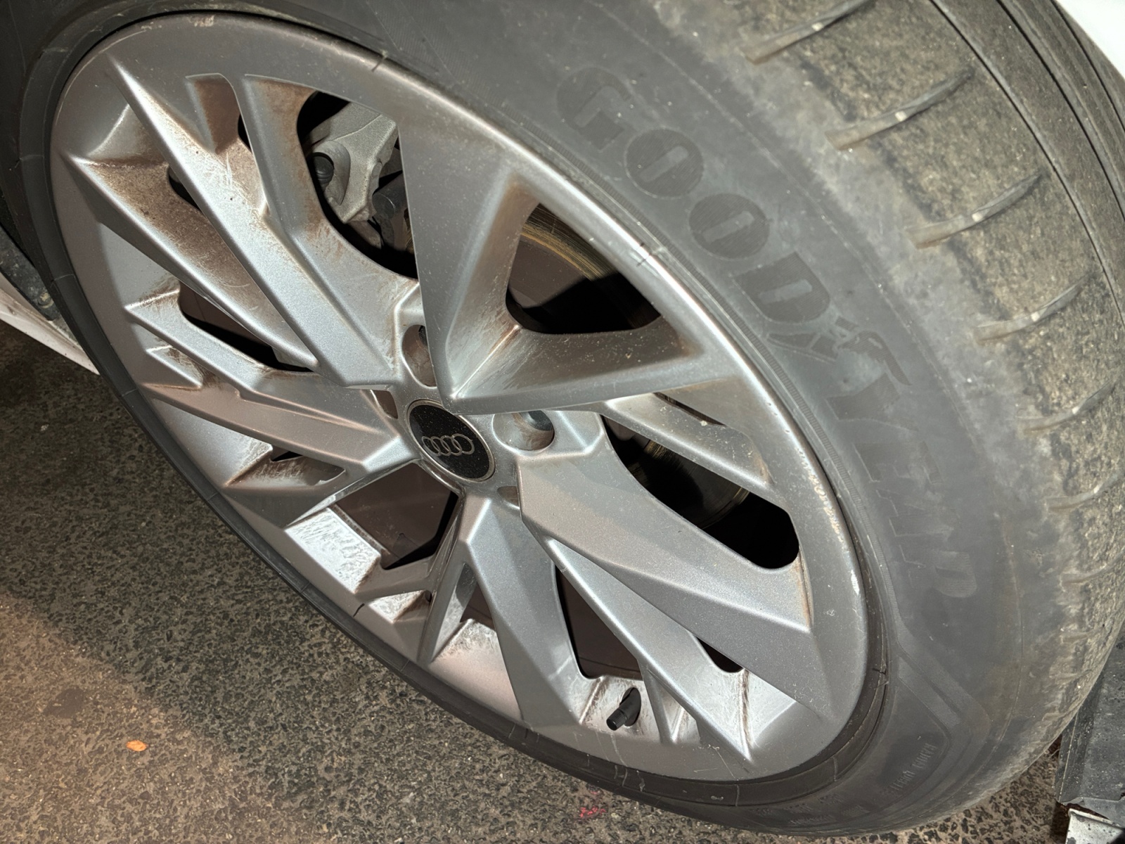 AUDI A5 SPORTBACK 40 TFSI 204 S tronic 7 Business Line 2023