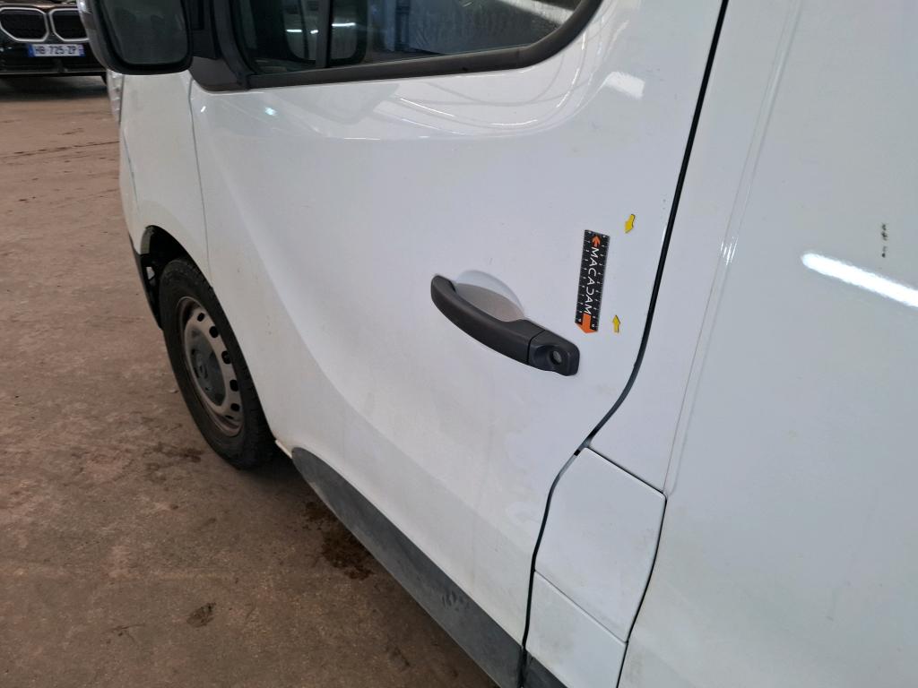 RENAULT TRAFIC FOURGON FGN L2H1 3000 KG BLUE DCI 130 CONFORT 2022