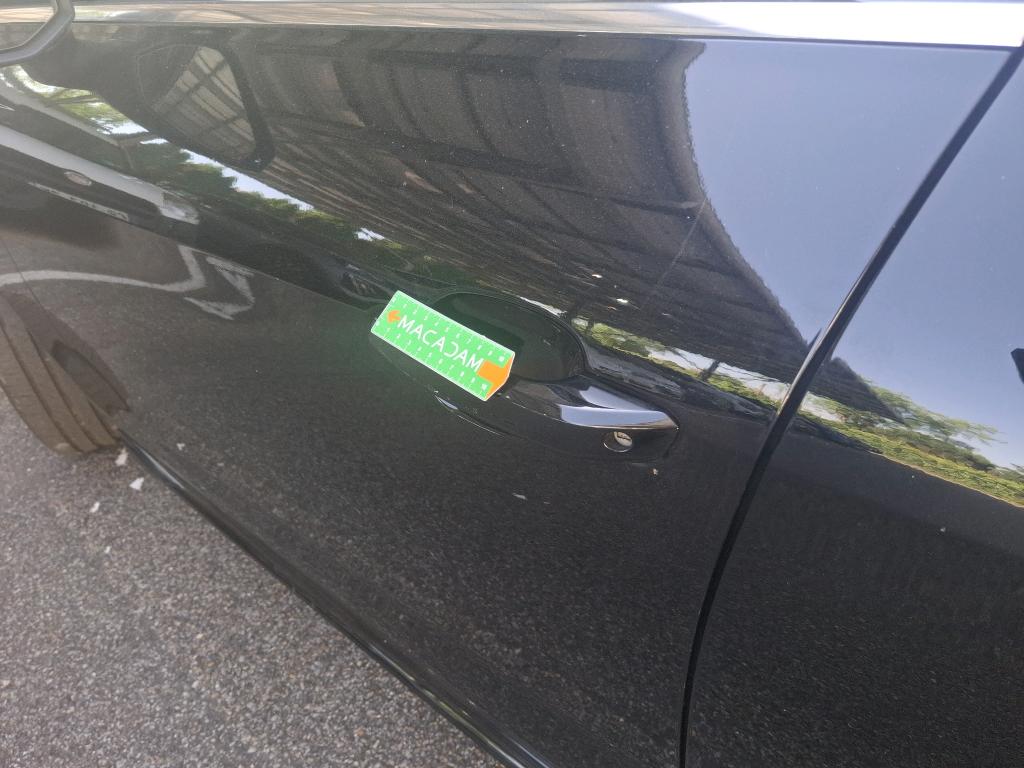 AUDI A4 AVANT 30 TDI 136 S tronic 7 Business Line 2021