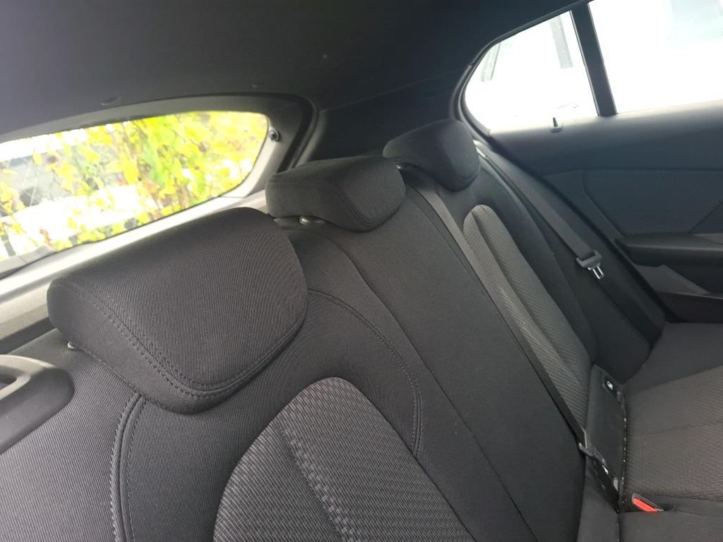 BMW SERIE 1 F40 116i 109 ch DKG7 Business Design 2022