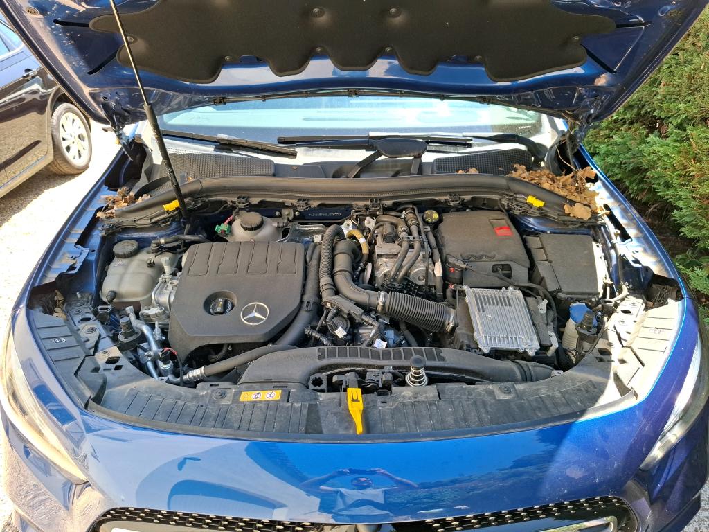 MERCEDES-BENZ MERCEDES GLA II 250 e 8G-DCT AMG Line 2024