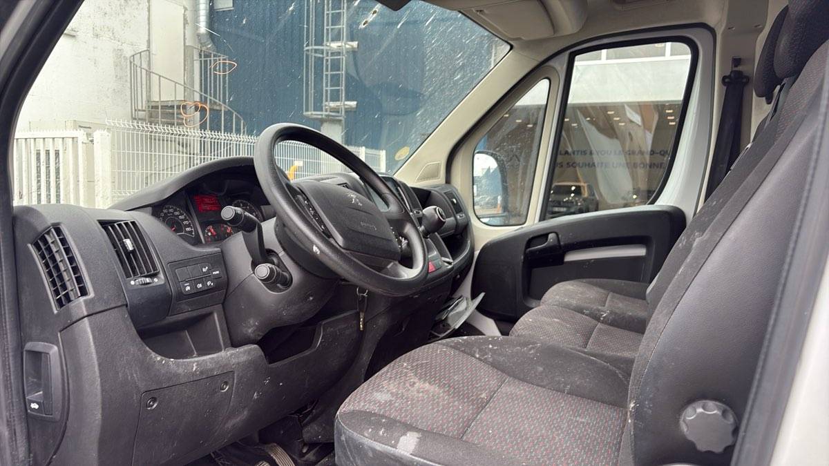 PEUGEOT BOXER TOLE 3.3 T L3H2 BLUEHDI 140 S&S BVM6 ASPHALT ASPHALT 2023