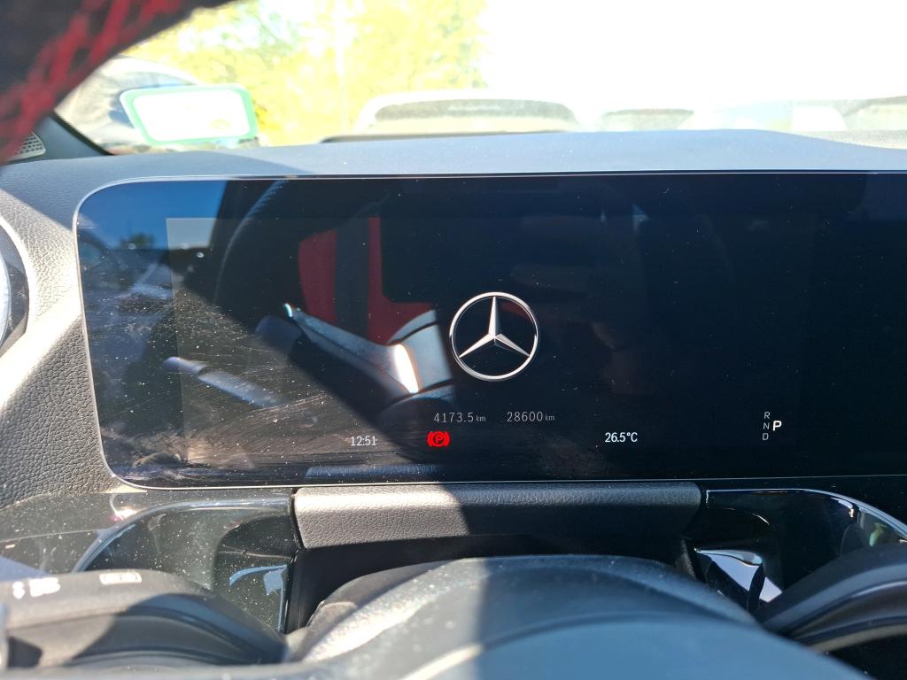 MERCEDES-BENZ GLA 250 e Hybrid EQ 8G-DCT AMG Line 2025