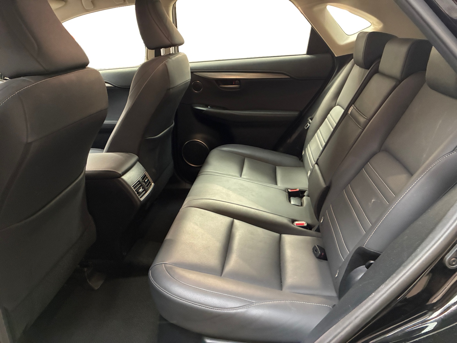 LEXUS NX 300h 2WD 2021