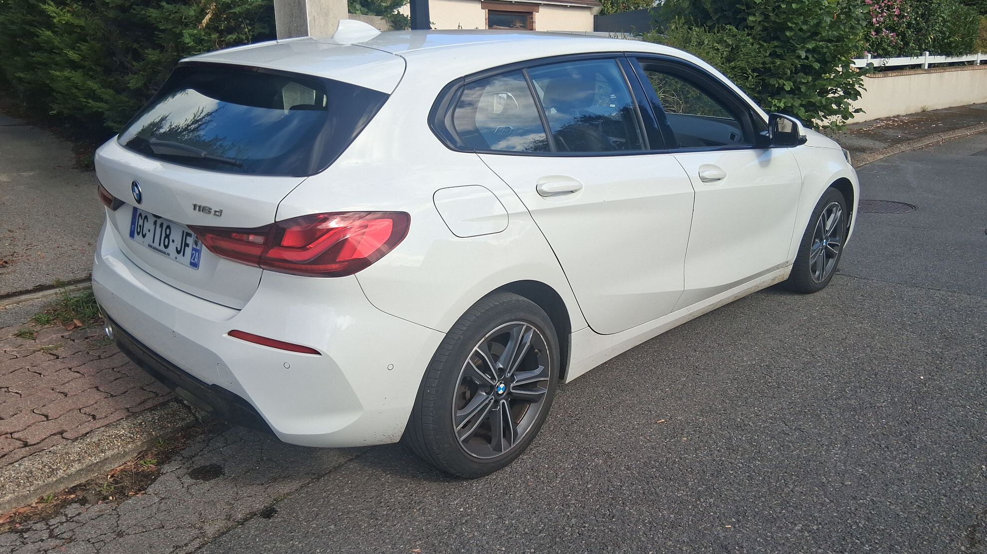 BMW SERIE 1 F40 116d 116 ch DKG7 Edition Sport 2021