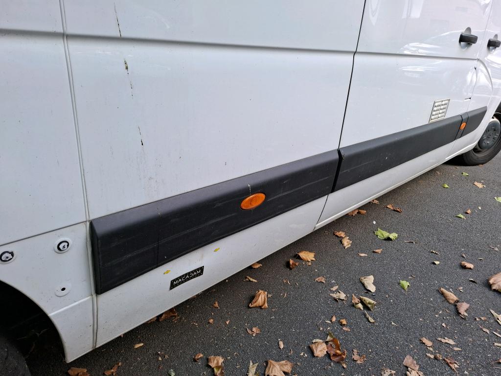 RENAULT MASTER FOURGON FGN TRAC F3500 L3H2 BLUE DCI 135 GRAND CONFORT 2023
