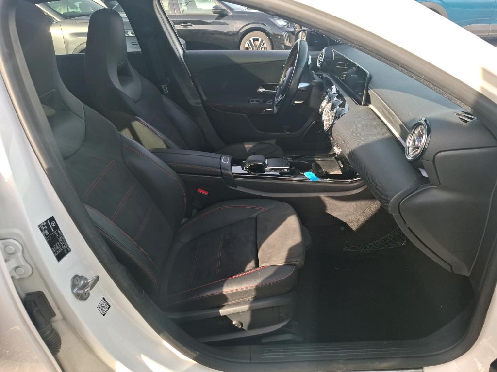 MERCEDES-BENZ MERCEDES CLASSE A 220 d 8G-DCT AMG Line 2020