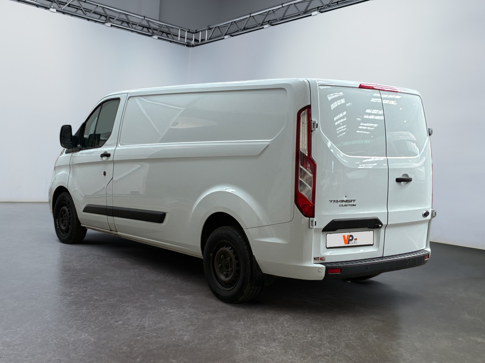 FORD TRANSIT CUSTOM FOURGON 300 L2H1 2.0 ECOBLUE 170 BVA TREND BUSINESS 2023