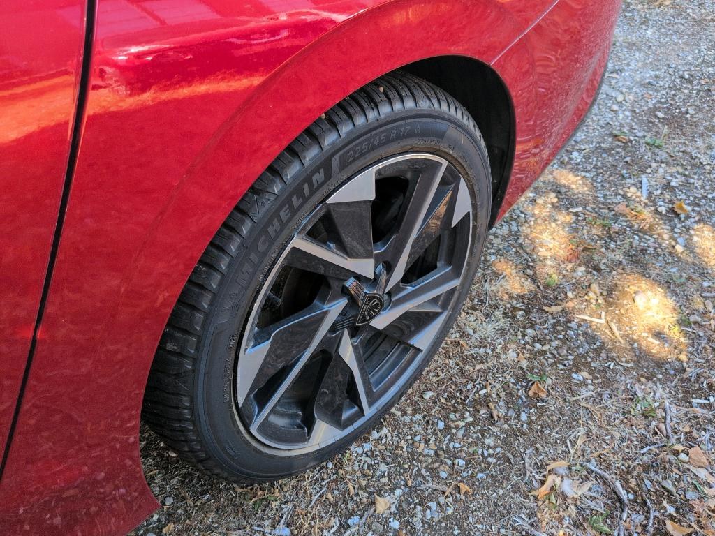PEUGEOT 308 SW PHEV 180 e-EAT8 Allure 2024