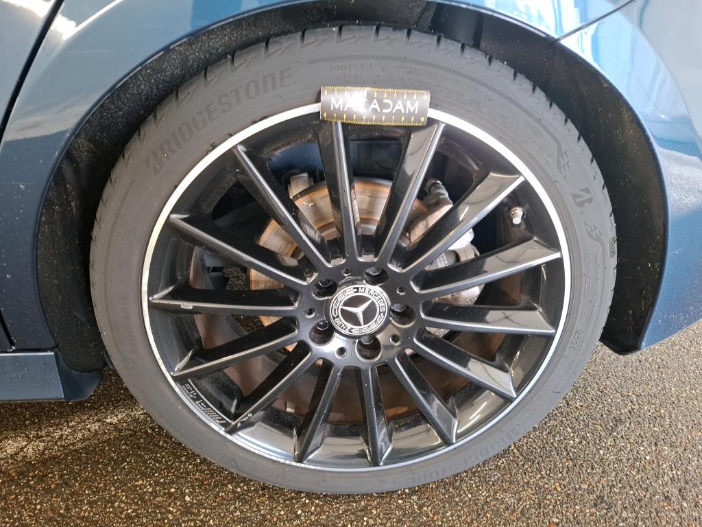 MERCEDES CLASSE A 220 d 8G-DCT AMG Line 2020