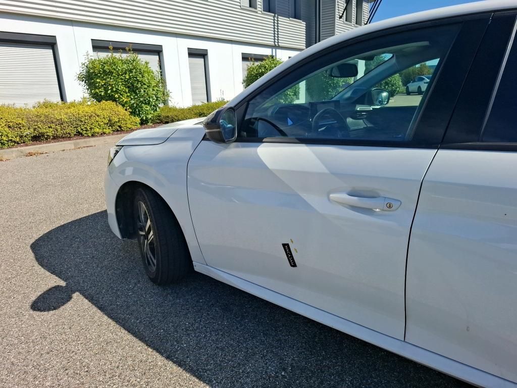 PEUGEOT 208) 208 PureTech 100 S&S EAT8 Allure Pack 2023