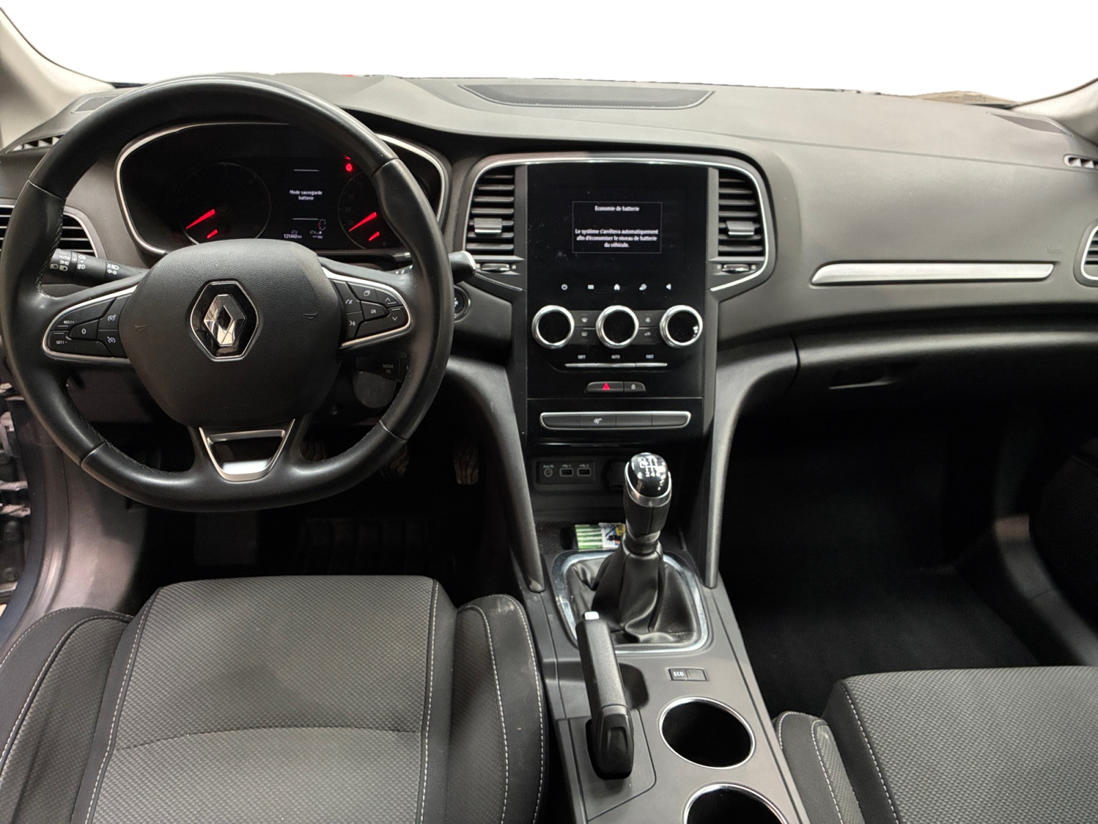 RENAULT Megane IV Berline Blue dCi 115 Evolution 2022