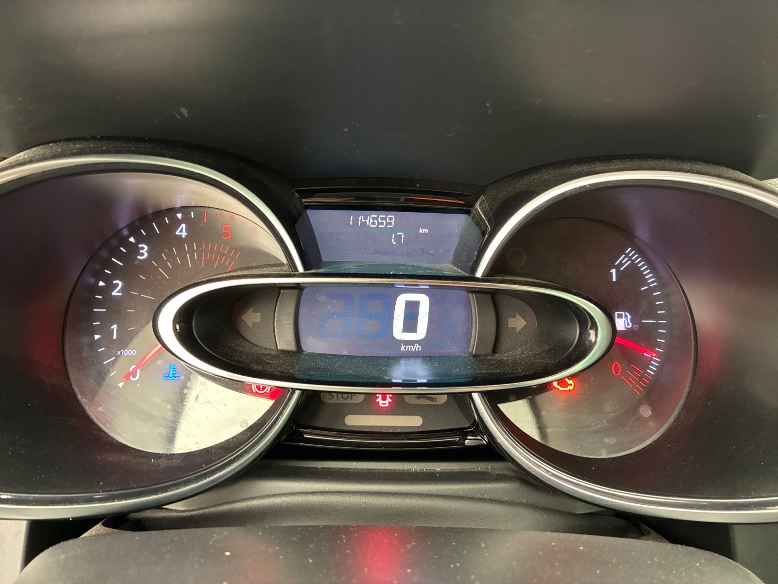 RENAULT Clio dCi 90 E6C Intens Intens 2019