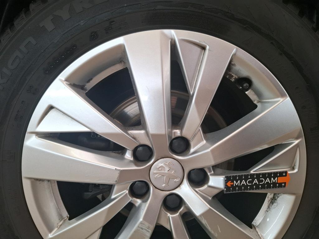 PEUGEOT 5008 BUSINESS PureTech 130ch S&S EAT8 Active 2021