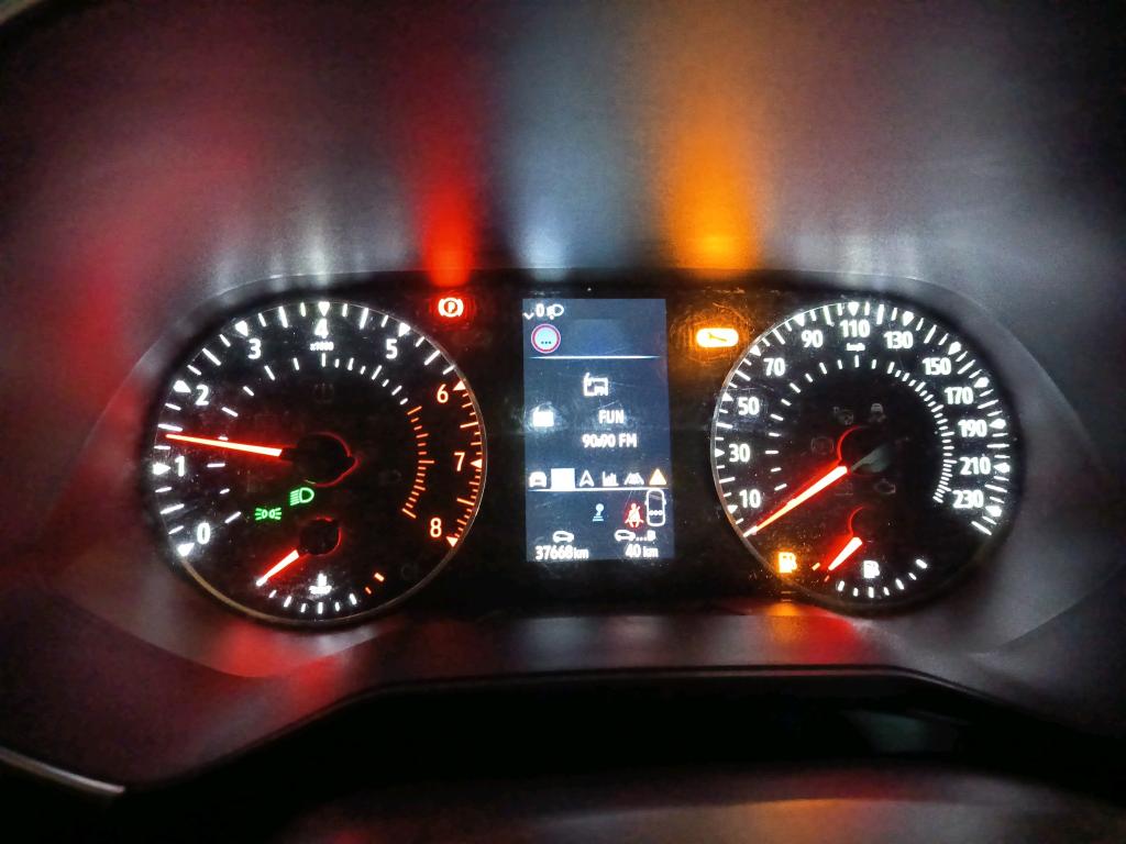 RENAULT CLIO V TCe 90 - 21 Business 2021