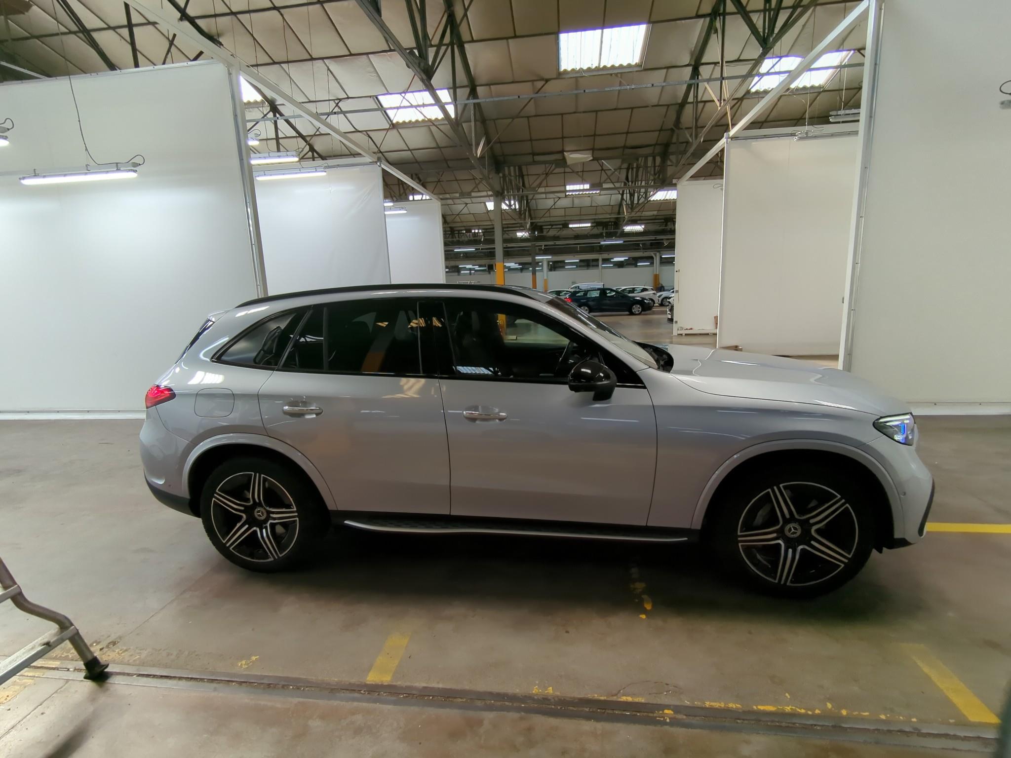MERCEDES-BENZ GLC 400 e 9G-Tronic 4Matic AMG Line 2023