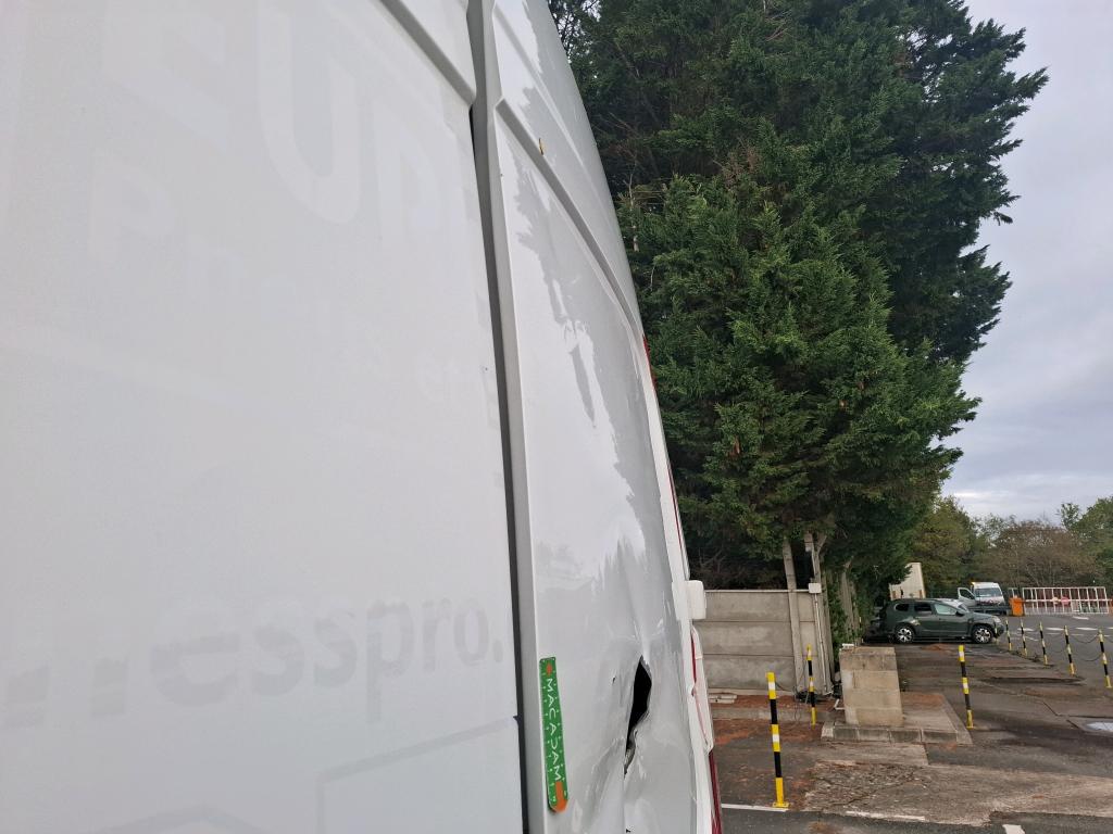 RENAULT MASTER FOURGON FGN L2H2 3.5t 2.3 dCi 130 E6 GRAND CONFORT 2018