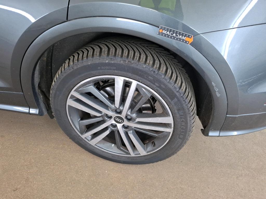 AUDI Q5 55 TFSI e 367 S tronic 7 Quattro line 2021
