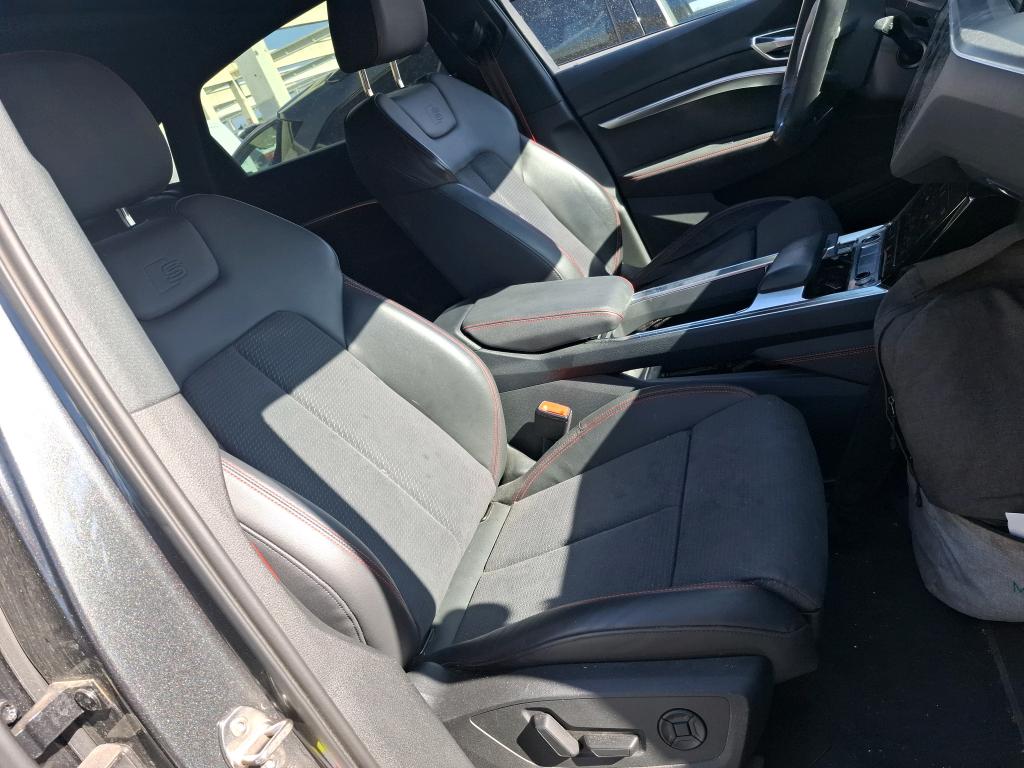 AUDI Q8 E-TRON Sportback 55 408 ch 114 kWh Quattro S line 2023
