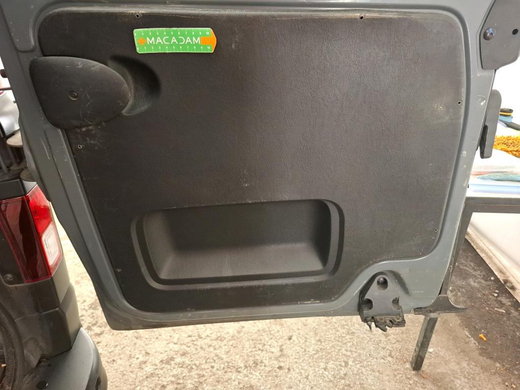 RENAULT TRAFIC FOURGON FGN L2H1 3000 KG BLUE DCI 150 EDC GRAND CONFORT 2023