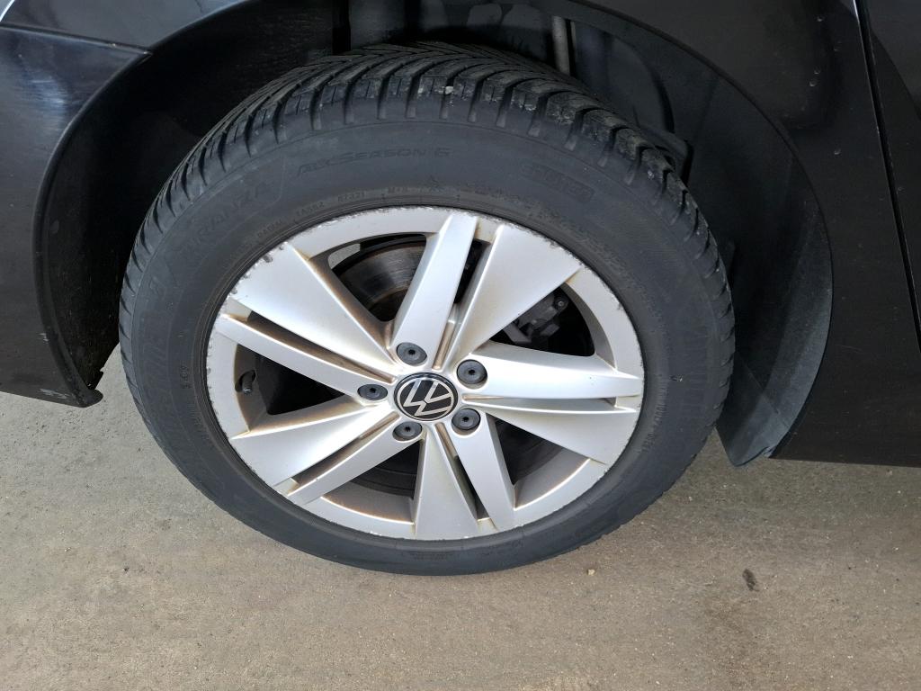 VOLKSWAGEN GOLF SW 2.0 TDI SCR 116 DSG7 Life Business 2022