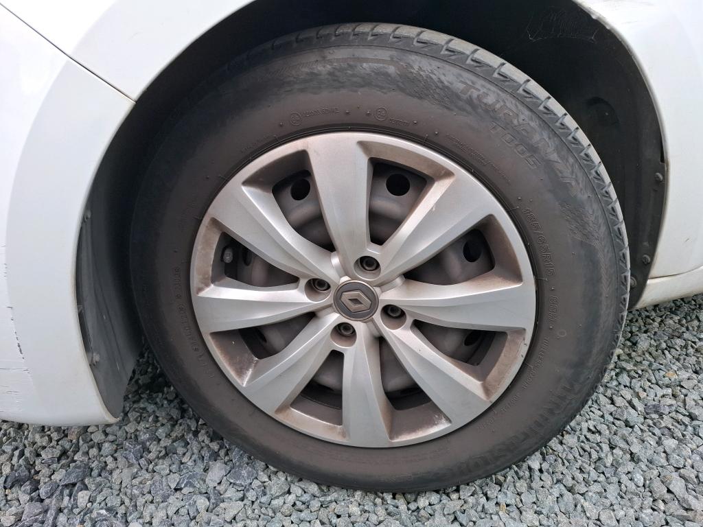 RENAULT CLIO SOCIETE BLUE DCI 85 AIR NAV 2020